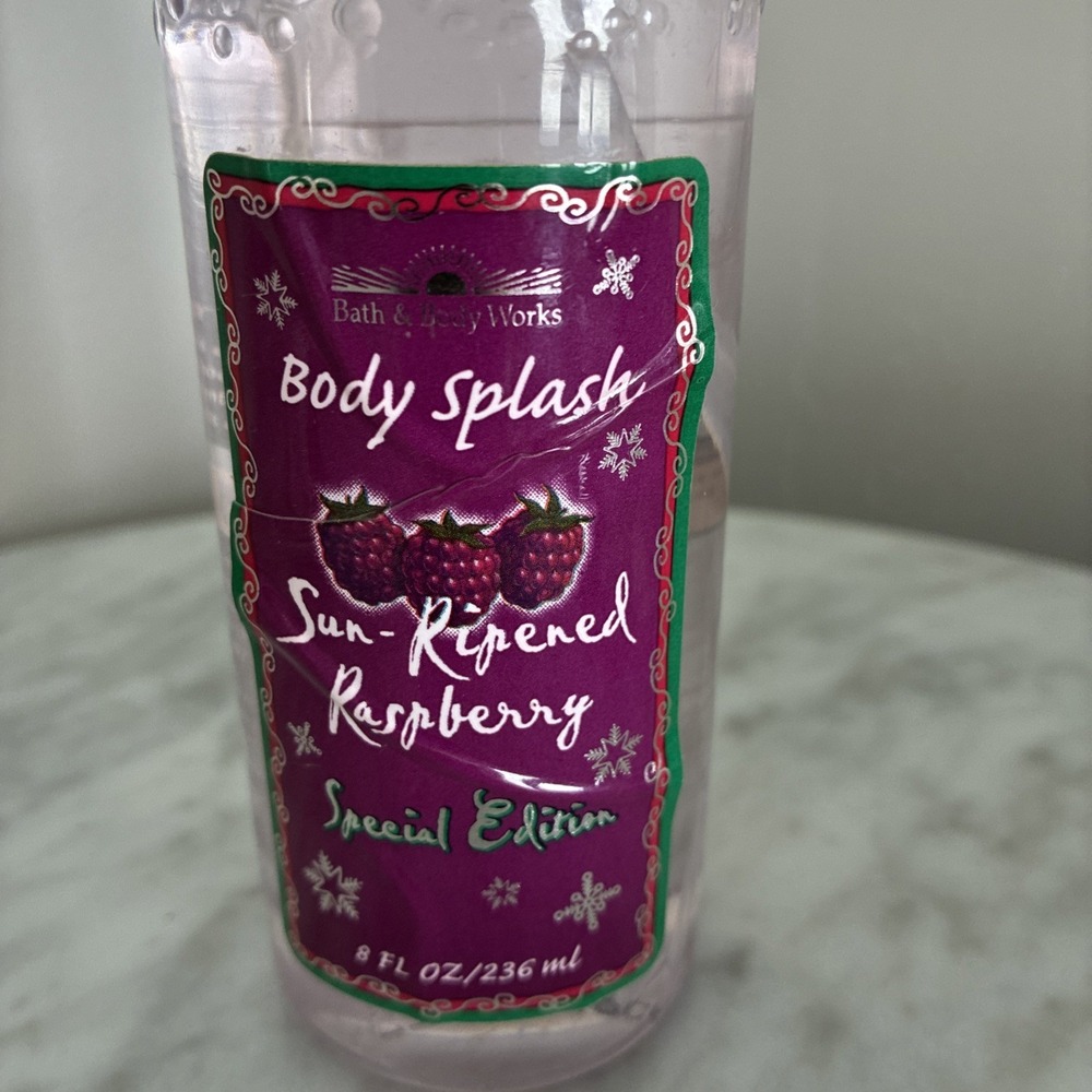 Bath & Body Works Sun Ripened Raspberry Body Splash • 8oz Special Edition - Picture 2 of 3